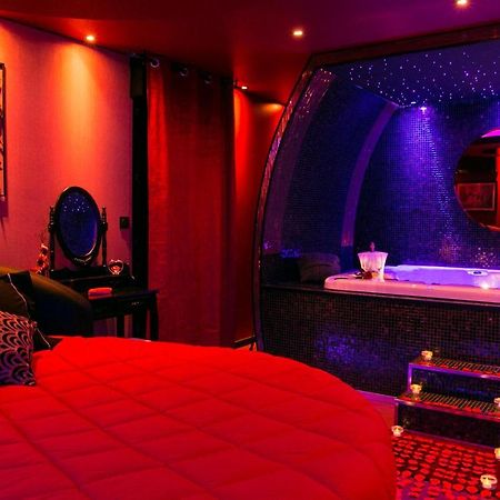 L'Insolite Spa Privatif "Suite Luxueuse-Jacuzzi" Toulouse Kültér fotó