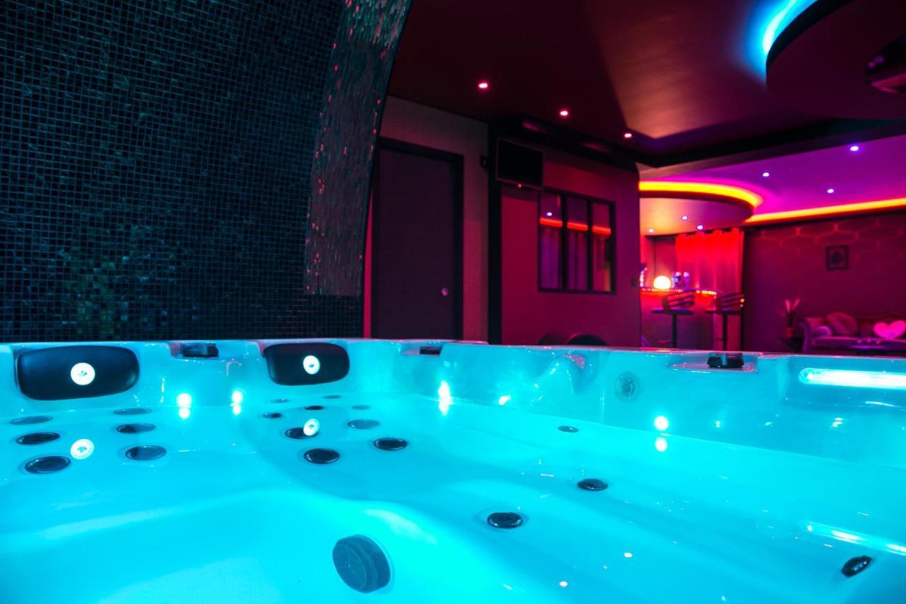 L'Insolite Spa Privatif "Suite Luxueuse-Jacuzzi" Toulouse Kültér fotó