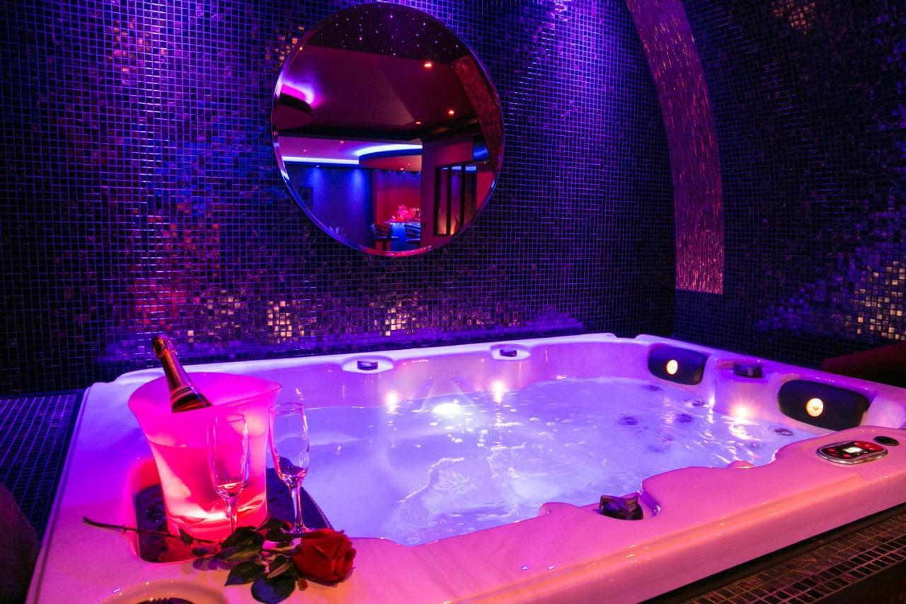 L'Insolite Spa Privatif "Suite Luxueuse-Jacuzzi" Toulouse Kültér fotó